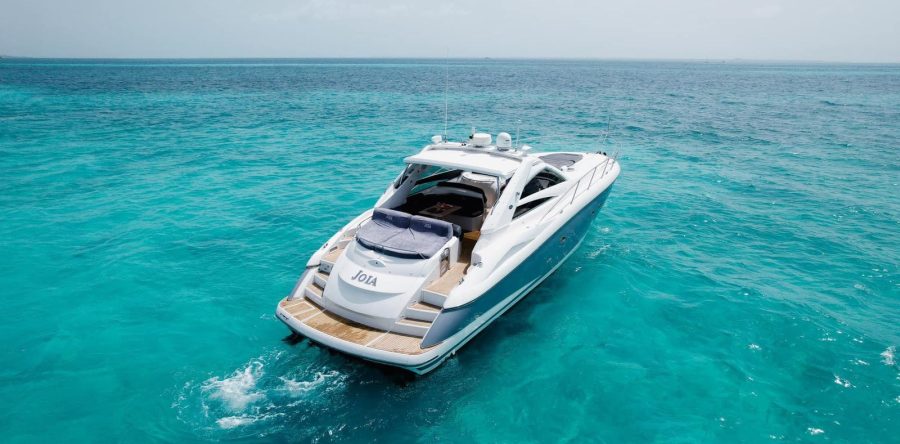 5 Reasons Why Renting A Boat In Cancun Is The Perfect Vacation