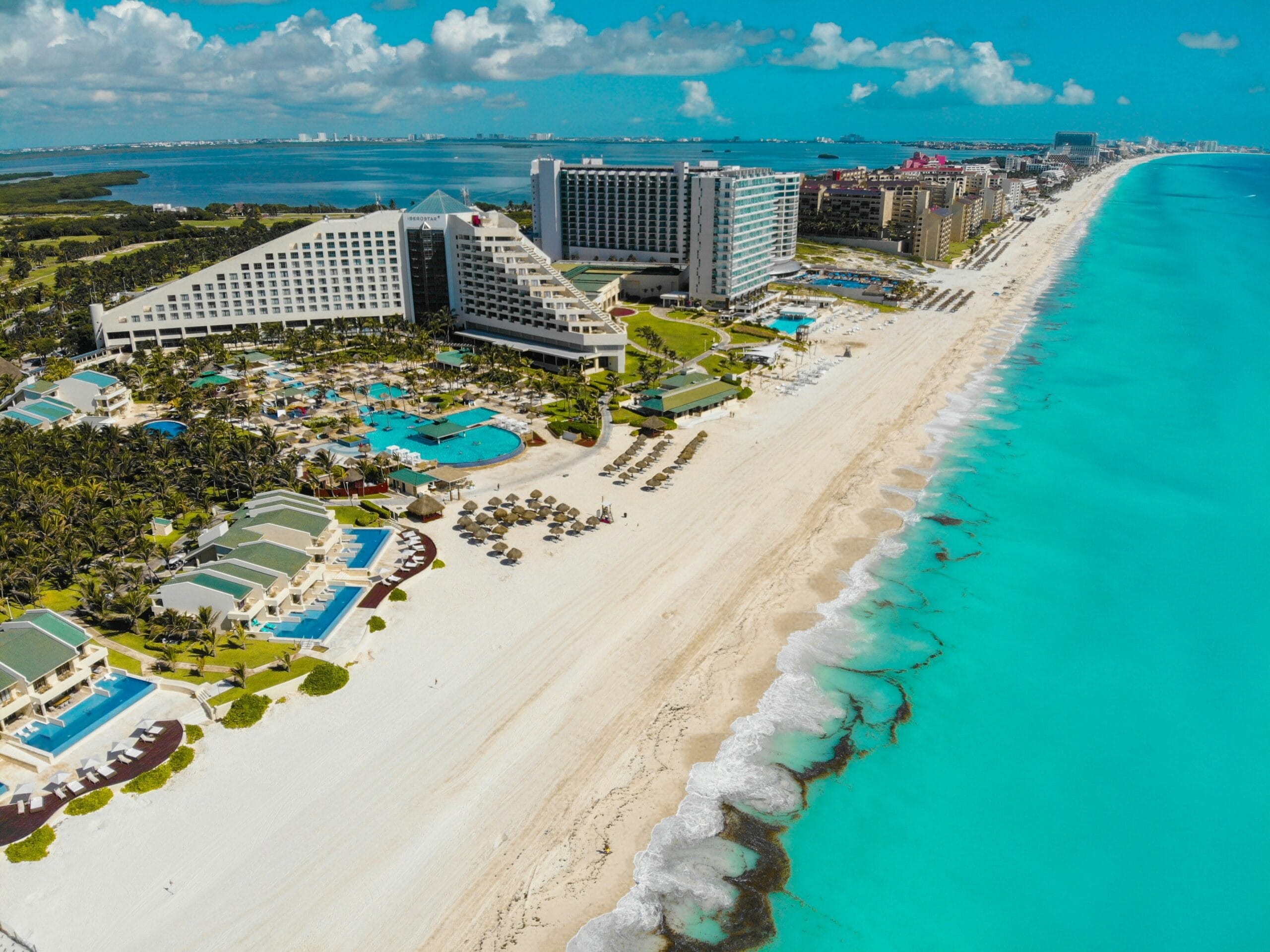 rent a boat in Cancun